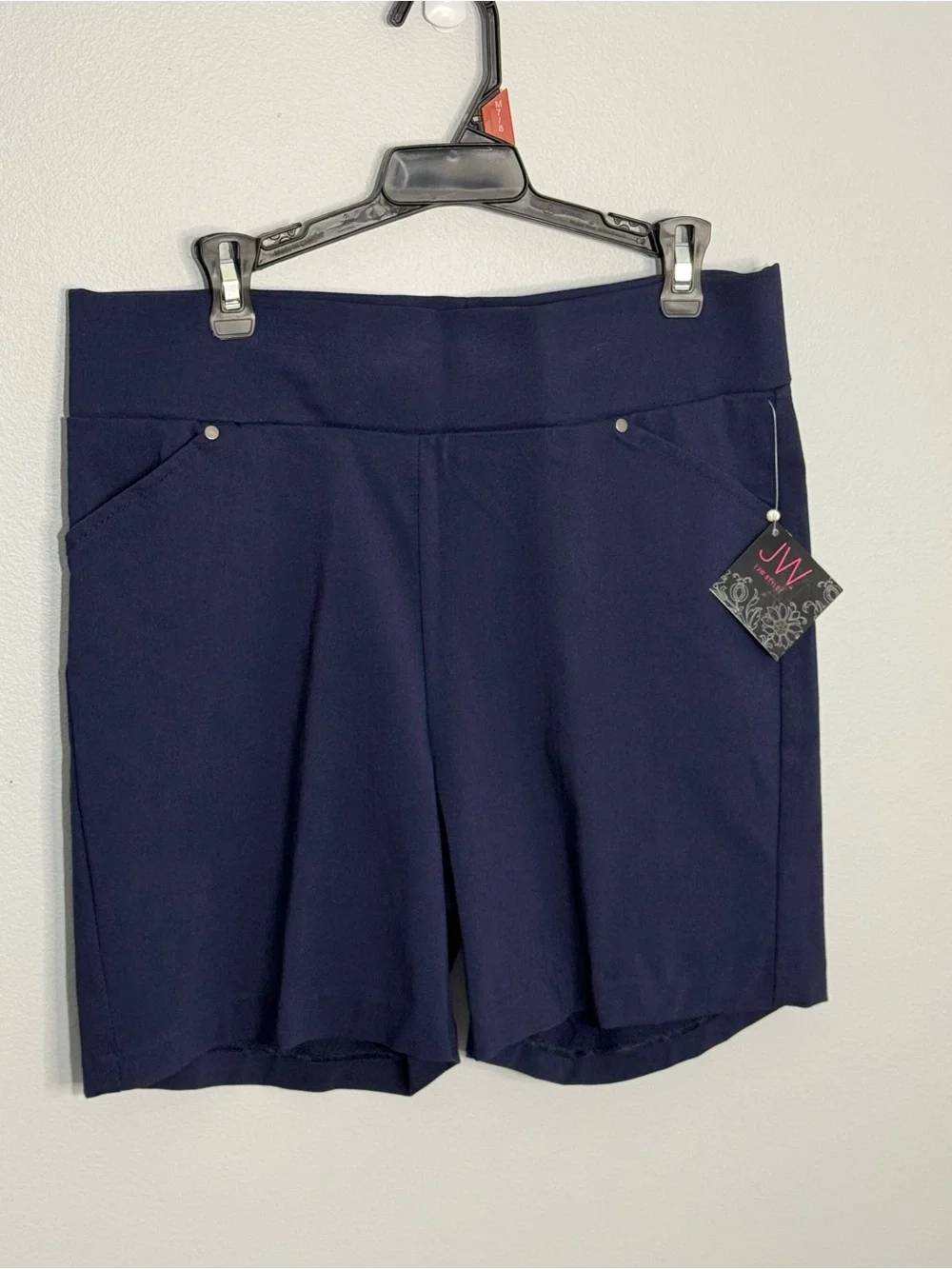 JW Navy High-Rise Women's Bike Shorts with Pocket Detail